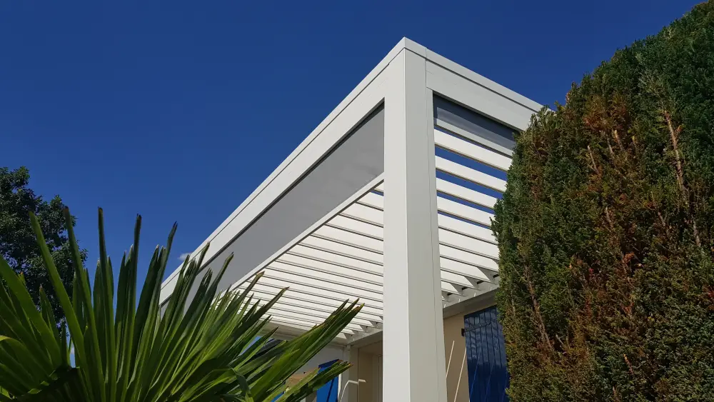 Pergola bioclimatique à Nantes
