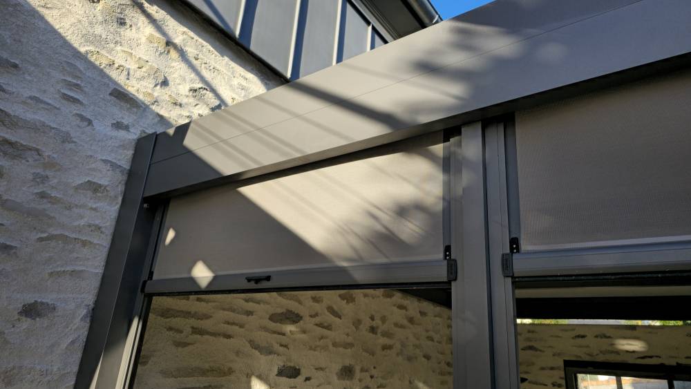 Stores exterieurs (8)